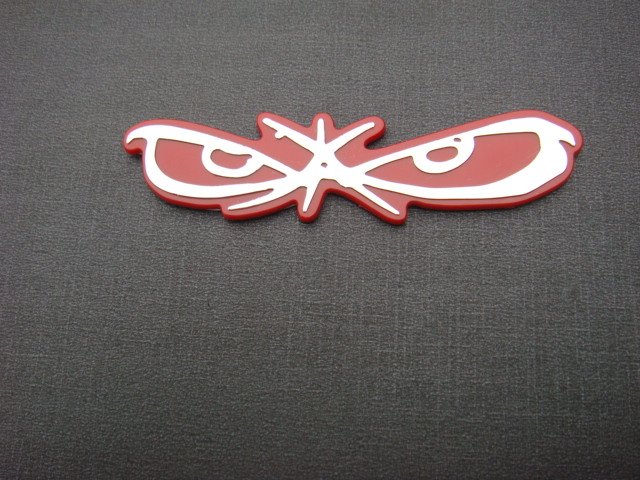 Universal-3D-ABS-chrome-Big-Red-Eyes-sticker-car-logo-symbol-mark-signs.jpg