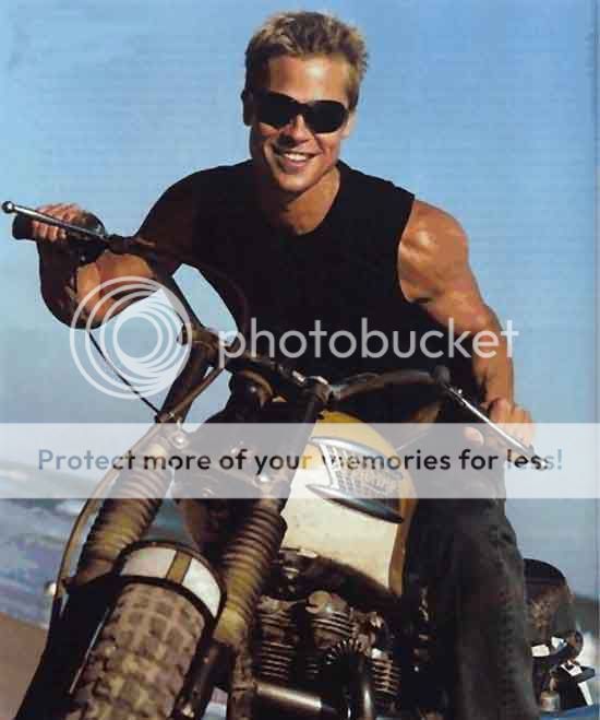 Brad-Pitt-Motorcycle-16.jpg
