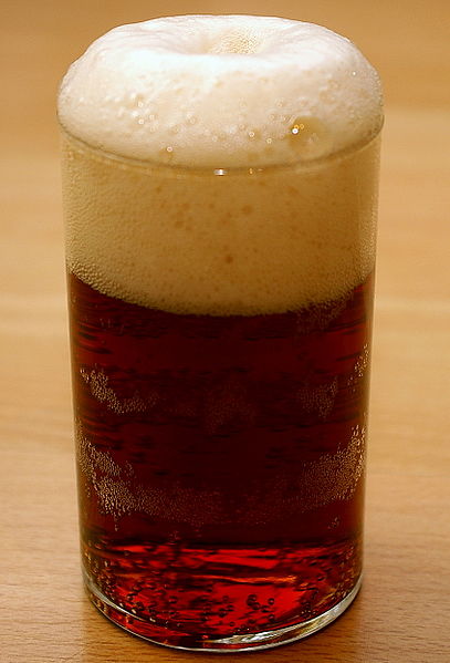 diebels_in_altbierglas.jpg