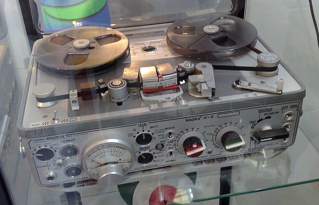 1024px-Nagra_IV-S_%28AES_124%29.jpg