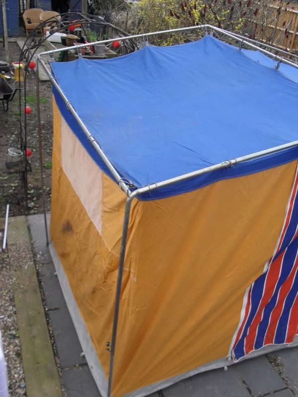 KombiAwning003.jpg