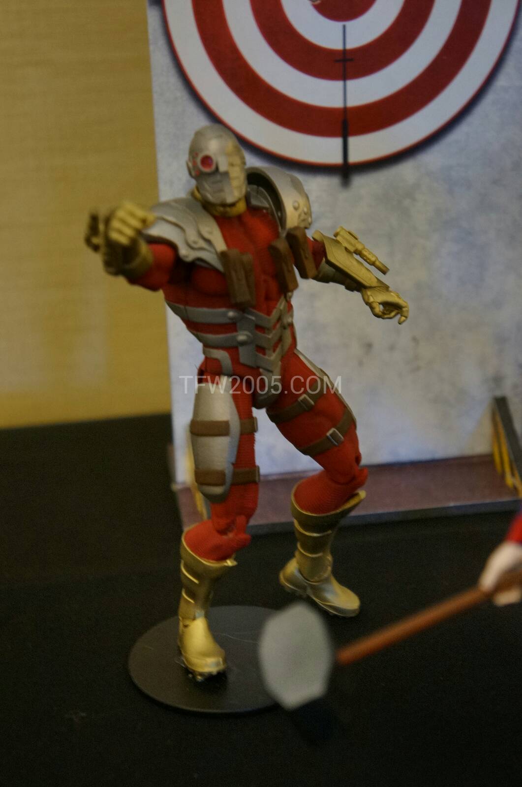 SDCC-2013-DC-Collectibles-018.jpg