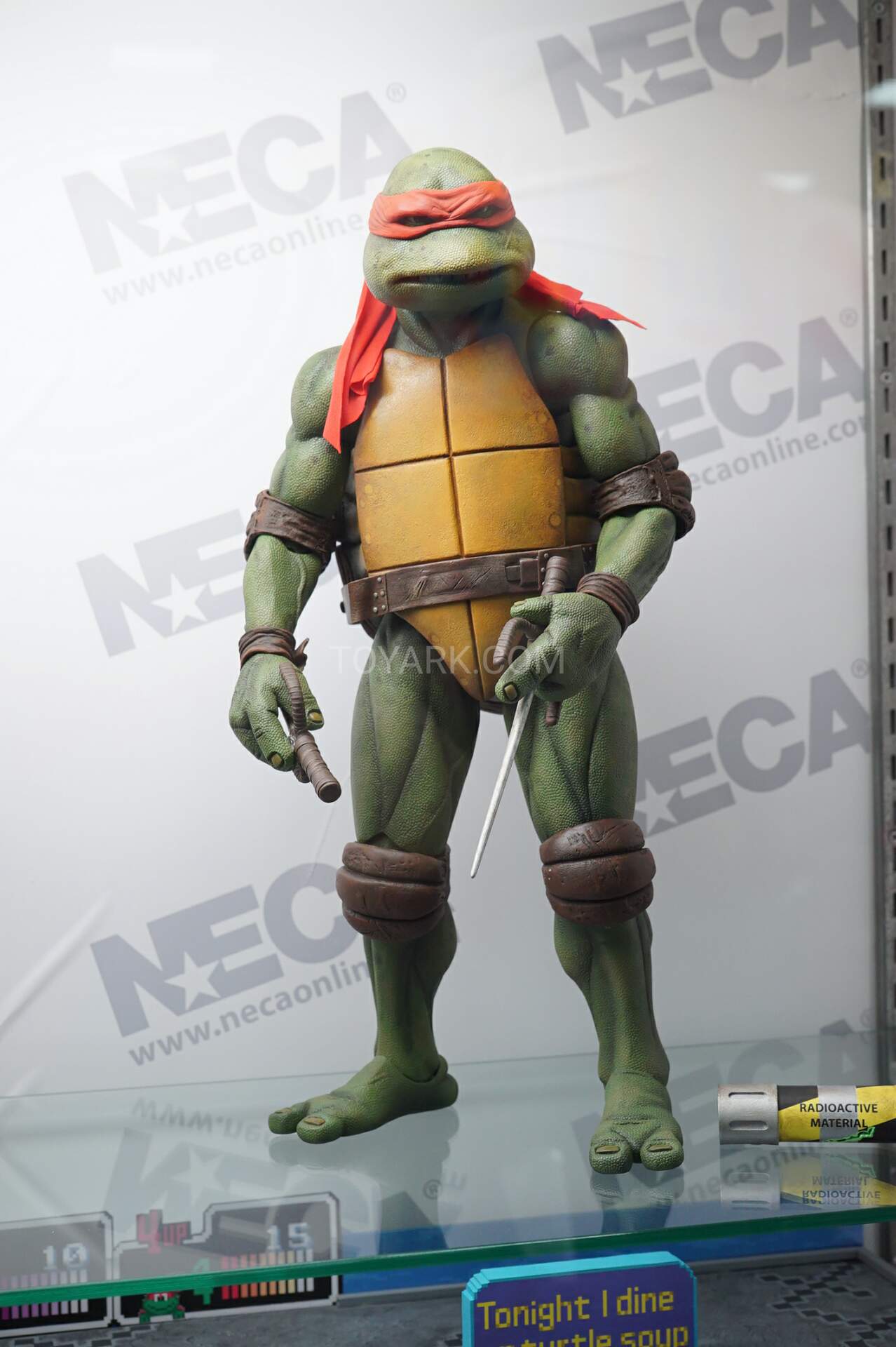 SDCC-2016-NECA-Quarter-Scale-005.jpg