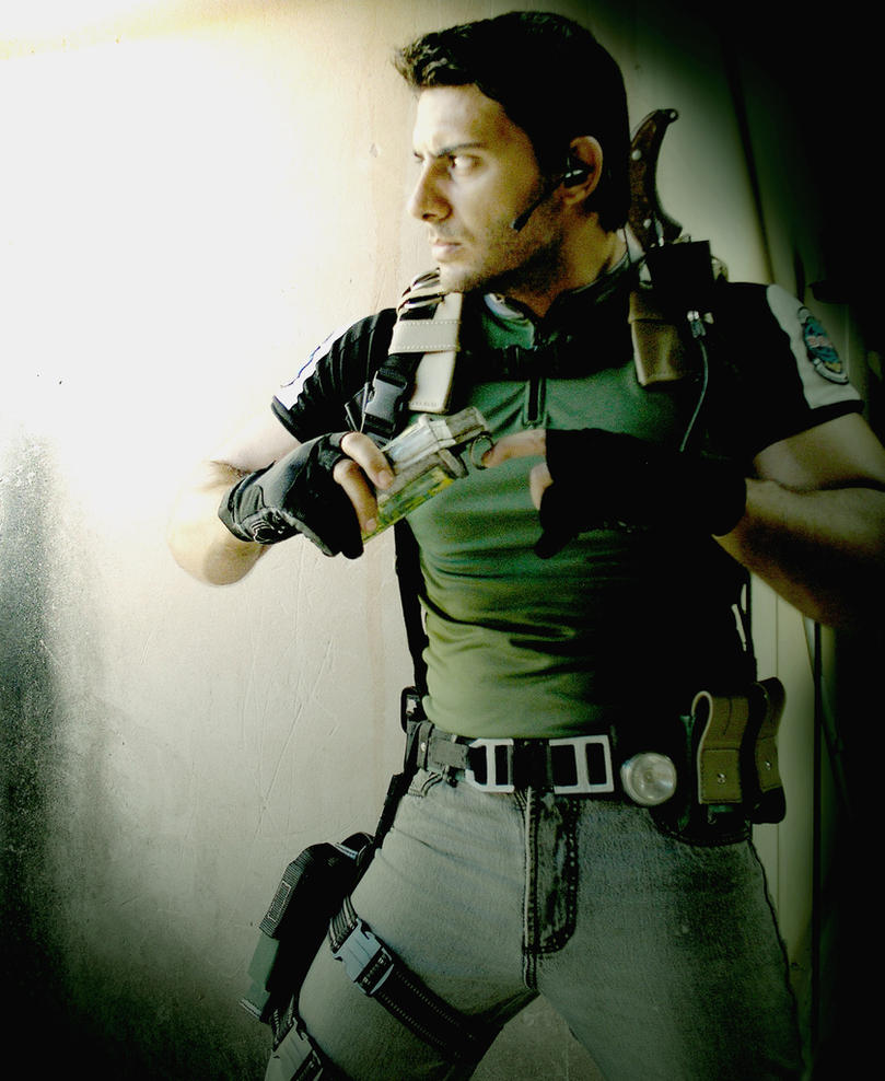 chris_redfield_resident_evil_5_by_maicoumaniezzo-d59f5we.jpg