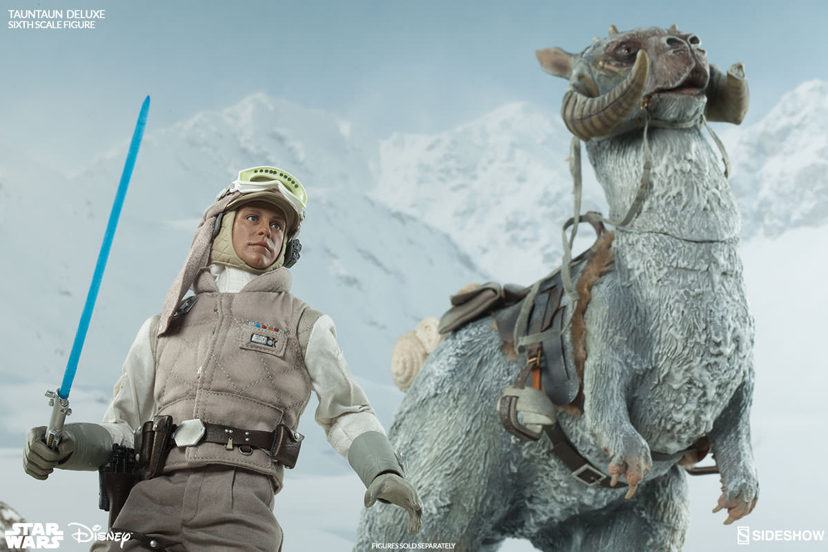 100052-tauntaun-deluxe-009.jpg