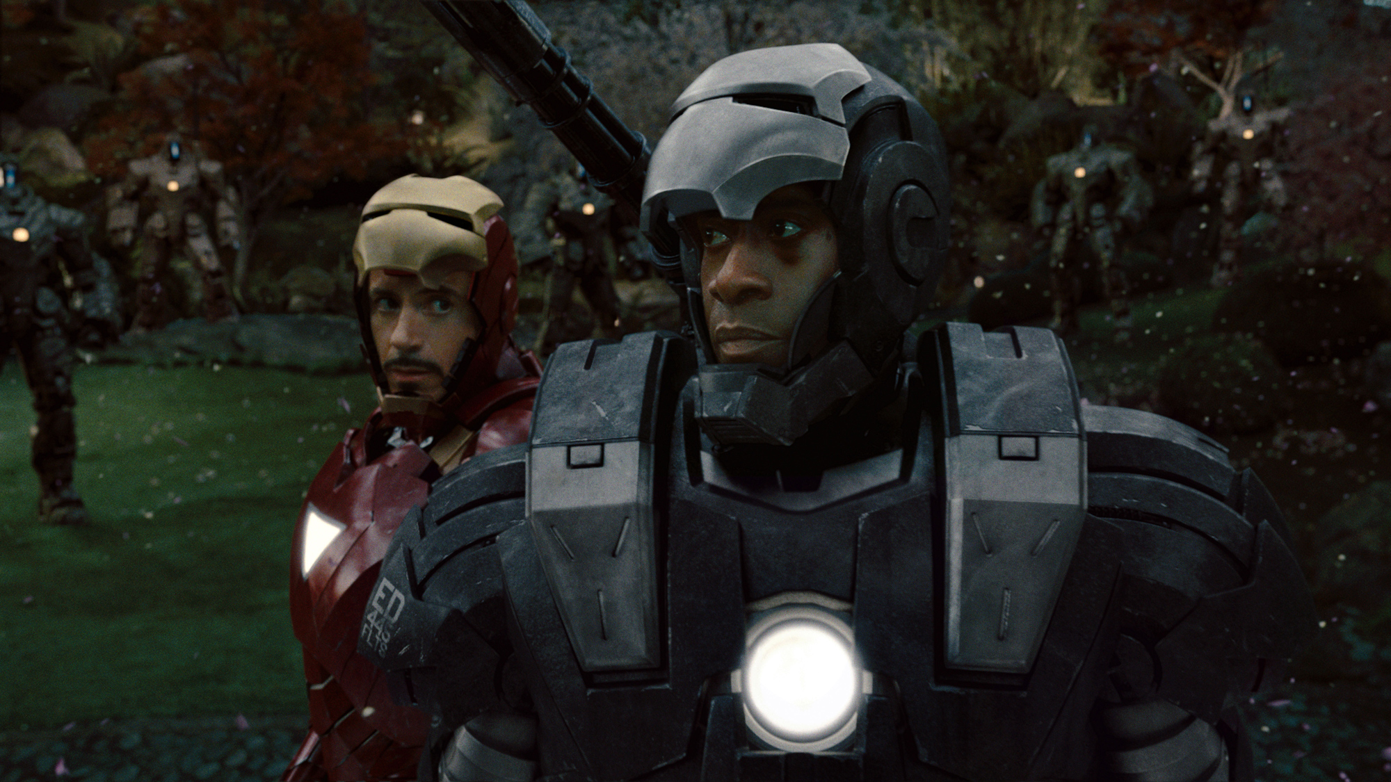 iron_man_2_movie_image_hi-res_robert_downey_jr_don_cheadle_01.jpg